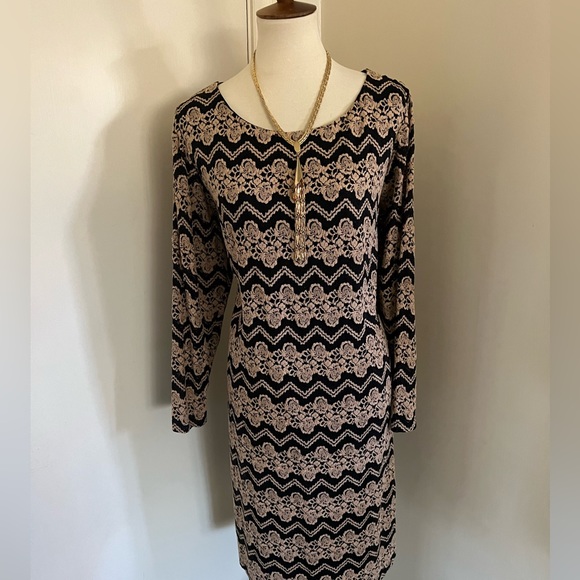 🌷Jessica Howard- Lace Sheath Dress - Picture 1 of 7